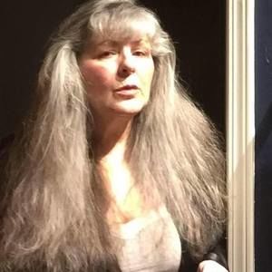 Meet your Posher, Marcia